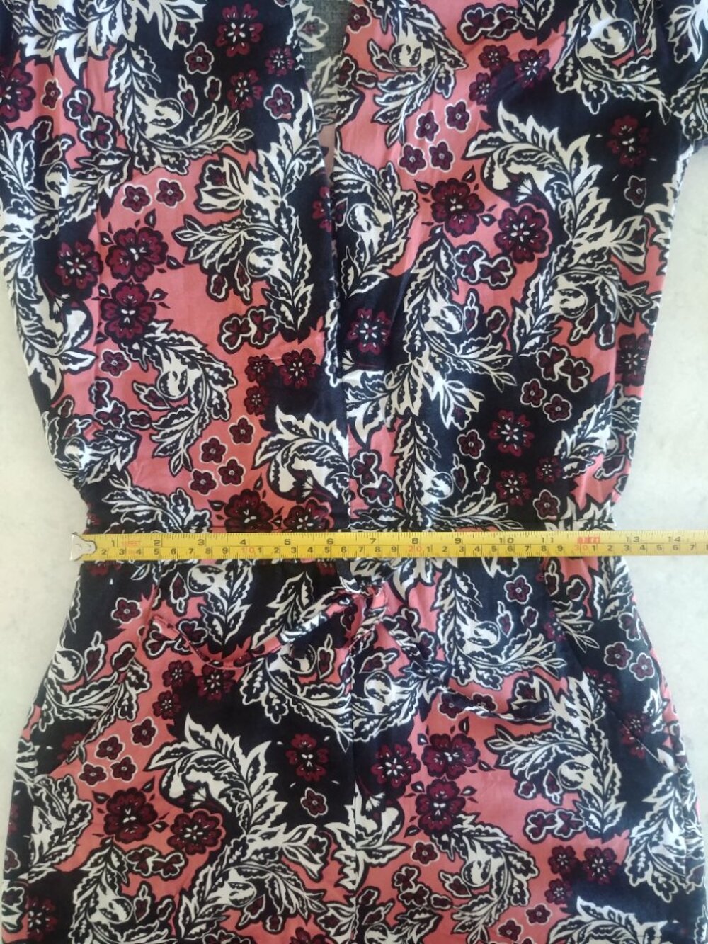 100% viscose lightweight romper size 4 pink with black and white - Picture 13 of 14